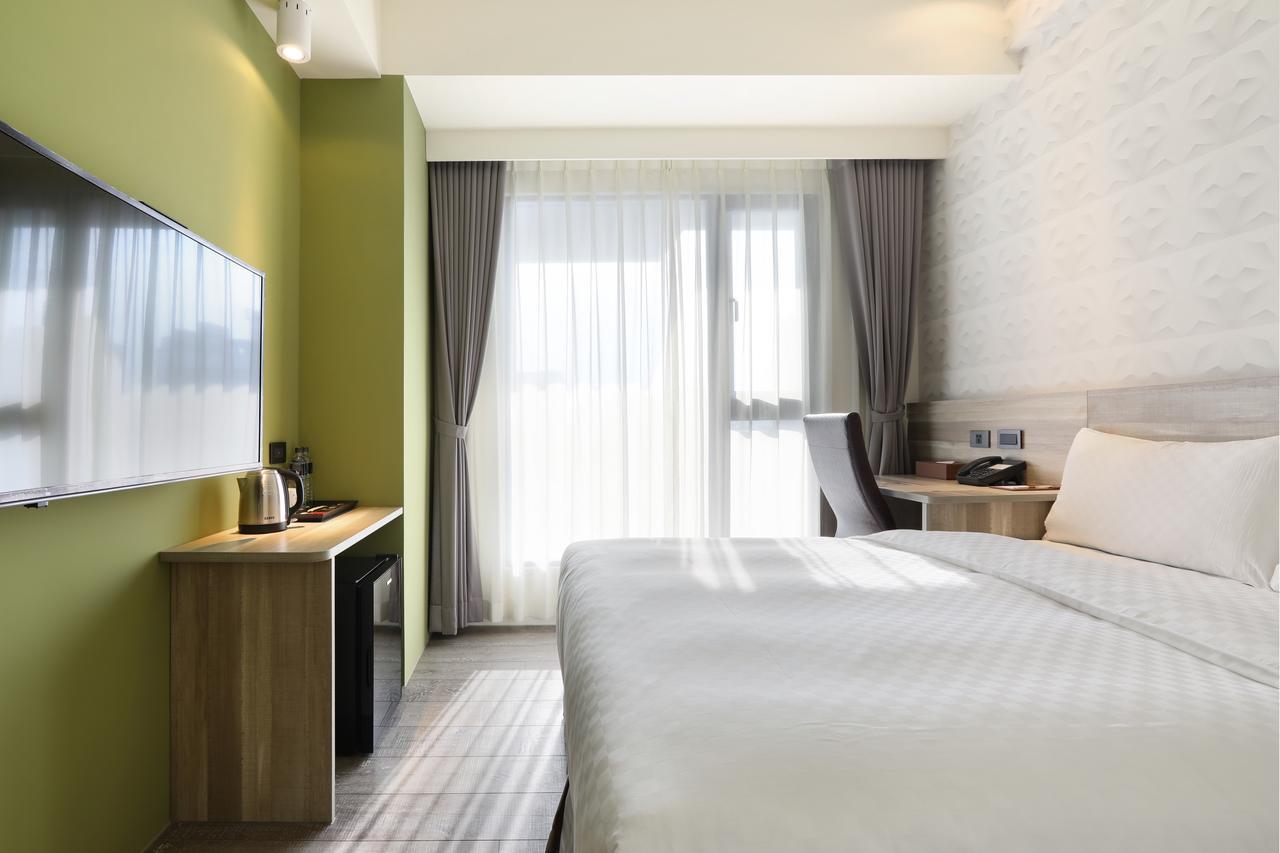 Kun Tour Hotel Tajcshung Kültér fotó