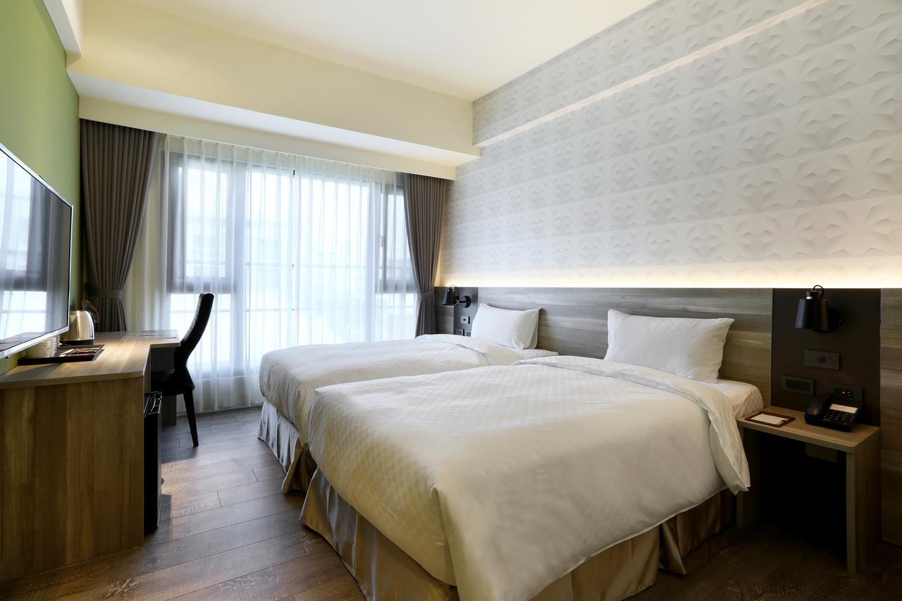 Kun Tour Hotel Tajcshung Kültér fotó