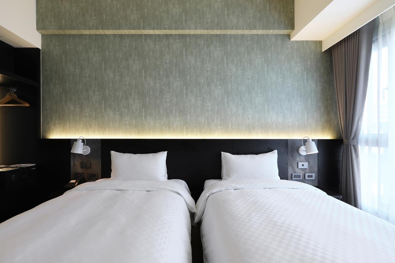 Kun Tour Hotel Tajcshung Kültér fotó