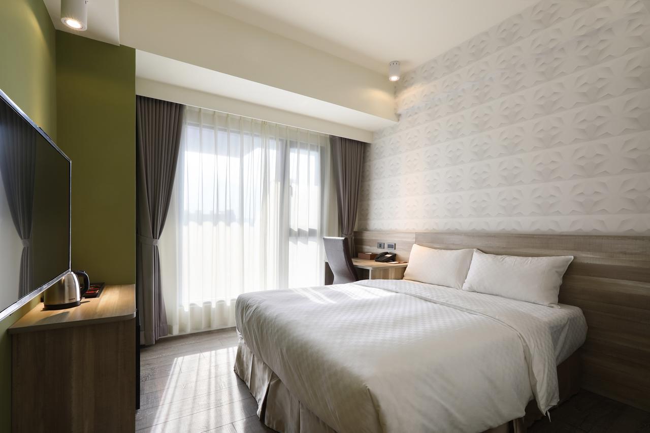 Kun Tour Hotel Tajcshung Kültér fotó