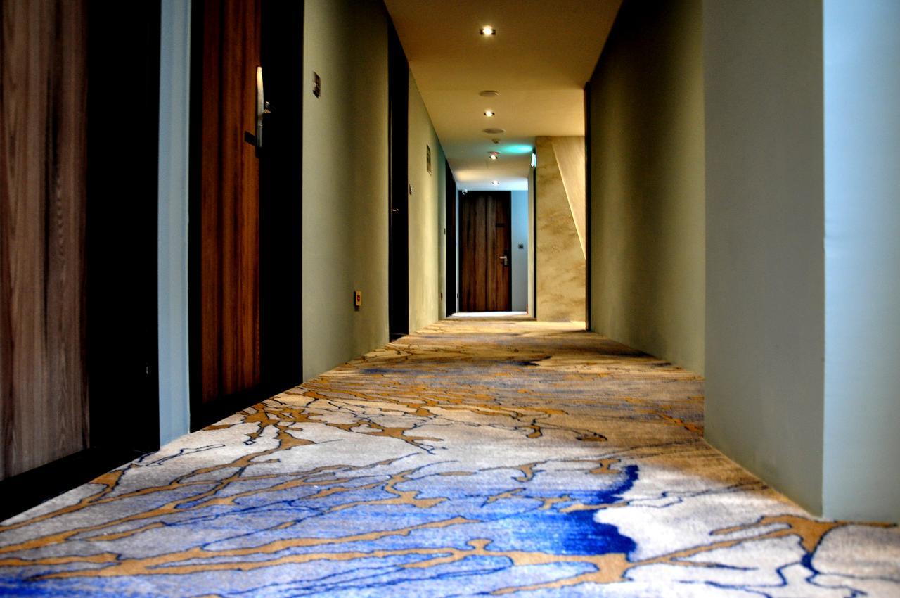 Kun Tour Hotel Tajcshung Kültér fotó