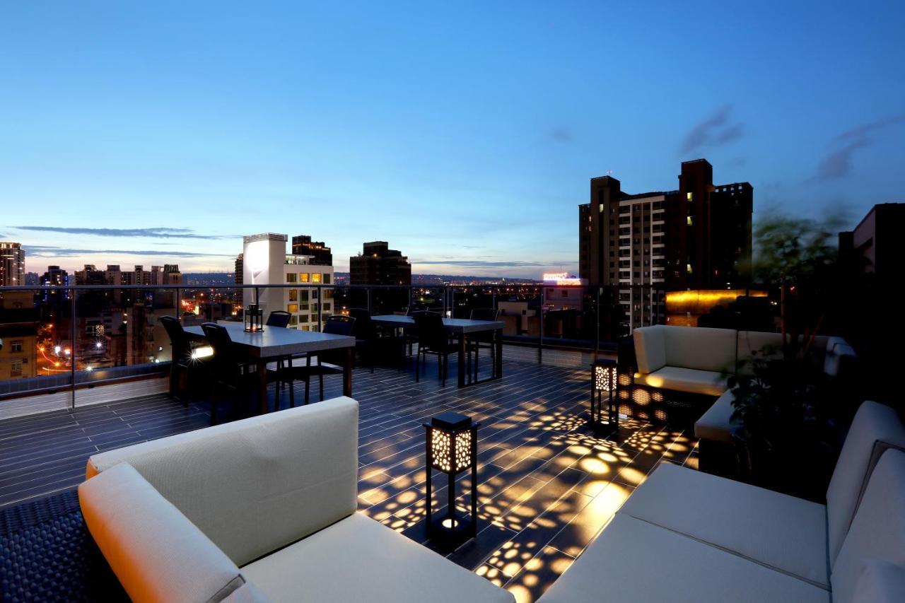 Kun Tour Hotel Tajcshung Kültér fotó